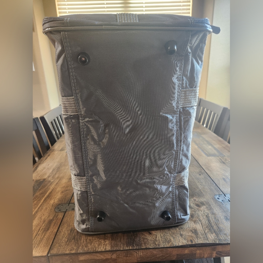 Sherpa Deluxe Soft-Sided Small Pet Transport Carrier with Mesh Ventilation. NWT - Picture 6 of 10